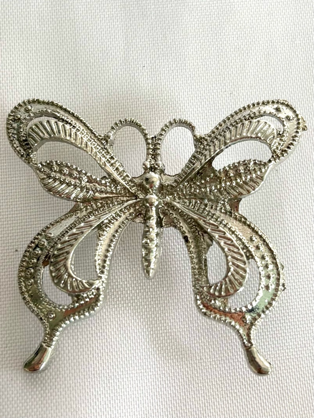 Vintage Butterfly Silvertone Metal Pin Brooch EUC